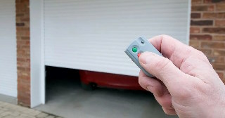 Купить автоматику для рулонных ворот Нерюнгри, цена от 2753 руб.