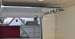 Купить гаражные ворота подъемные Нерюнгри, цена от 3895 руб.