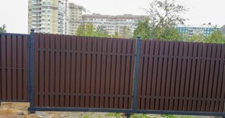 Купить распашные ворота из штакетника Нерюнгри, цена от 2753 руб.